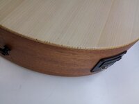 Bromo BAT8E Baixo acústico