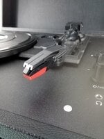 Crosley Voyager Black Bærbar pladespiller