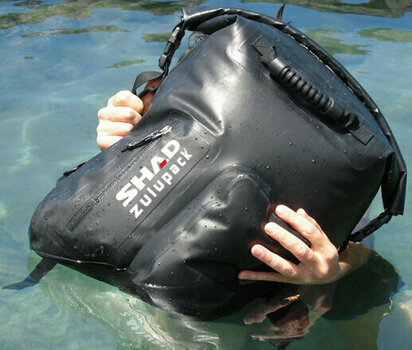 Mochila para moto Shad Waterproof Rear Bag 35 L - 4