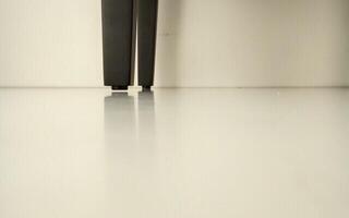 Drevená klavírna stolička
 Roland RPB-400 Drevená klavírna stolička Black (Zánovné) - 2