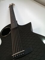 Enya Music X4 Pro Acoustic Plis Black guitarra eletroacústica