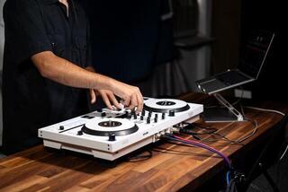 DJ Controller Hercules DJ DJControl Inpulse T7 DJ Controller - 6