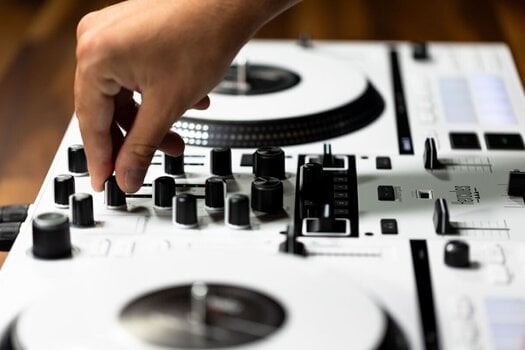 DJ Controller Hercules DJ DJControl Inpulse T7 DJ Controller - 8