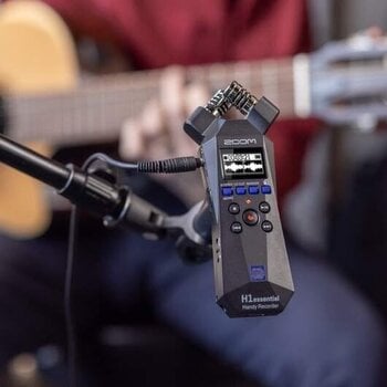 Portable Digital Recorder Zoom H1essential/WSH-1e Bundle Portable Digital Recorder - 13