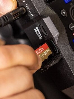 Portable Digital Recorder Zoom H4essential/WSH-4e Bundle Portable Digital Recorder - 15