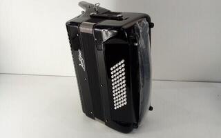 Klavirska harmonika
 Latone MasterChord 34K 60B Klavirska harmonika Black (Rabljeno) - 3