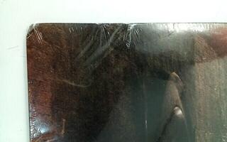 Vinyl Record Charli XCX - Wuthering Heights (Dark Green Marbled Coloured) (LP) (Just unboxed) - 2