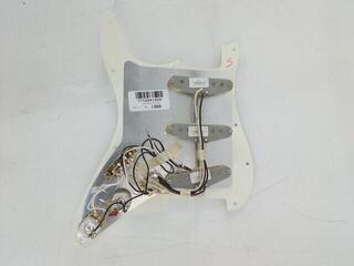 Apsauginis grifas Fender Pre-Wired Pickguard Strat SSS CUST 69 WBW (B-Stock) #993224 - 2