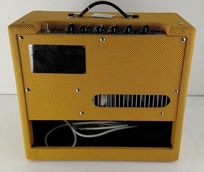 Лампов усилвател Fender Blues Junior LTD C12-N Лампов усилвател (Почти нов) - 3