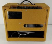 Fender Blues Junior LTD C12-N Лампов усилвател