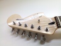 Fender Squier Affinity Series Stratocaster HSS Pack LRL Charcoal Frost Metallic Elektriska gitarrer