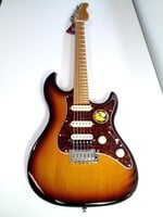 Sire Larry Carlton S7 3-Tone Sunburst Electric guitar