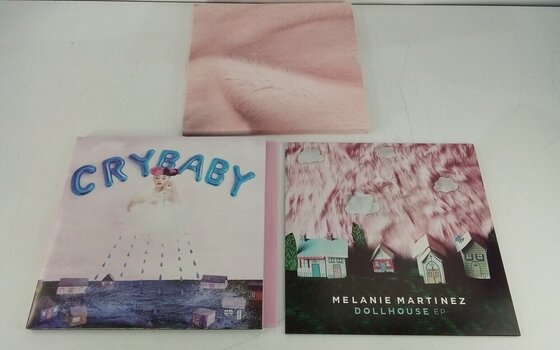 Disco de vinilo Melanie Martinez - Cry Baby (Limited Edition) (Coloured) (3 LP) (Recién desempaquetado) - 2