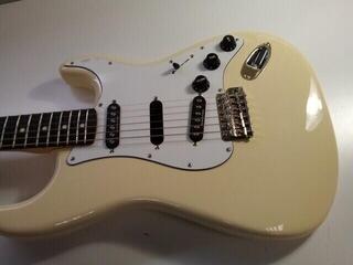 E-Gitarre Fender Ritchie Blackmore Stratocaster Scalloped RW Olympic White E-Gitarre (Neuwertig) - 2