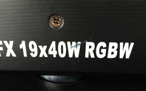 Wash Light4Me SKY FX 19x40W RGBW Wash (Skoro novo) - 3