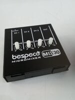 Bespeco MIX 30 Table de mixage analogique