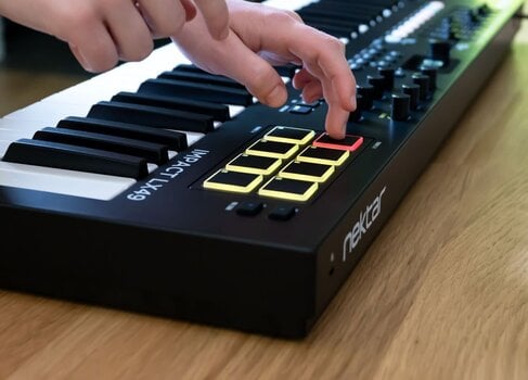 MIDI sintesajzer Nektar Impact LX49 mk3 MIDI sintesajzer Black - 7
