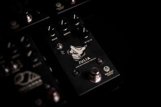 Gitarový efekt Walrus Audio Julia V2 Black Gitarový efekt - 6
