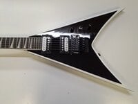 Jackson JS32 King V AH Black with White Bevels Elektromos gitár