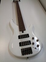 Yamaha TRBX 305 White 5-saitiger E-Bass, 5-Saiter E-Bass