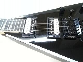 Elektrinė gitara Jackson JS32 King V AH Black with White Bevels Elektrinė gitara (Kaip naujas) - 2