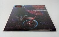 London Music Works - Stranger Things - O.S.T. - Red & Blue (2 LP)