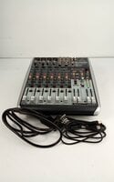 Behringer XENYX QX1204 USB Mikser analogowy