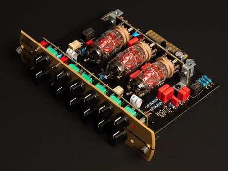 Pré-amplificador/amplificador em rack Synergy Marshall JCM800 Pré-amplificador/amplificador em rack - 13