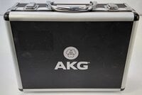 AKG C214 Micrófono de condensador de estudio