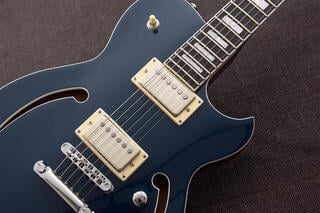 Semi-Acoustic Guitar Reverend Guitars Roundhouse Air HH High Tide Blue Semi-Acoustic Guitar - 3