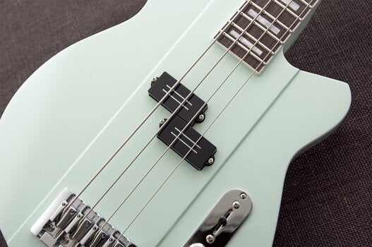 4-string Bassguitar Reverend Guitars Sentinel 4-string Bassguitar - 4