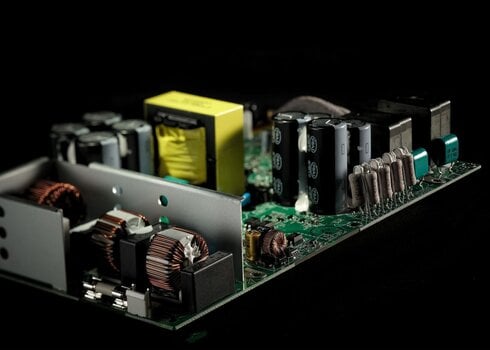 Активний динамік Yamaha DXR15 MK3 Активний динамік - 16