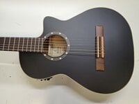 Ortega RCE125SBK-3/4 3/4 Satin Black Klassinen kitara esivahvistimella