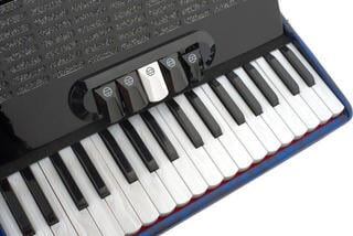 Пиано акордеон
 Latone MasterChord 34K 72BL Пиано акордеон Blue - 2