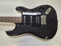 Fender Squier Affinity Series Stratocaster HSS Pack LRL Charcoal Frost Metallic Guitare électrique