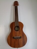 Takamine EGU-C1 Natural Koncert ukulele