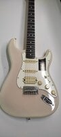 Fender Player II Series Stratocaster HSS RW White Blonde Elektrická kytara