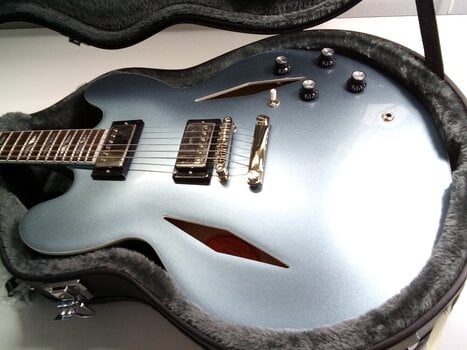 Guitare semi-acoustique Epiphone Dave Grohl DG-335 Pelham Blue Guitare semi-acoustique (Déjà utilisé) - 2