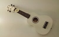 Cascha HH 3975 White Sopraanoukulele