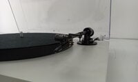 Pro-Ject Primary E Phono + OM NN High Gloss White Turntable