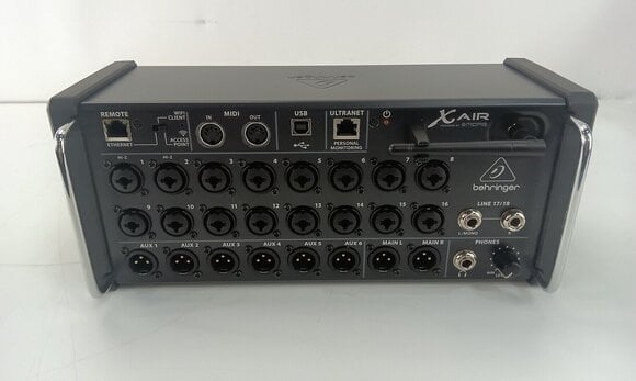 Digital Mixer Behringer X AIR XR18 Digital Mixer (Pre-owned) - 2