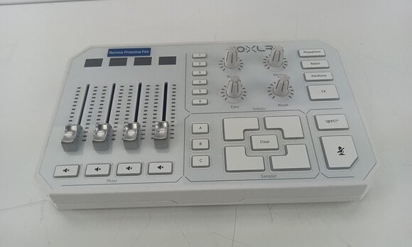 Mezclador de podcasts TC Helicon GoXLR White White Mezclador de podcasts (Seminuevo) - 2