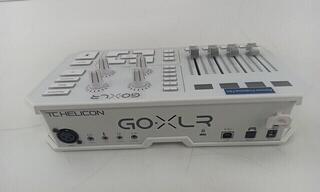 Mezclador de podcasts TC Helicon GoXLR White White Mezclador de podcasts (Seminuevo) - 3