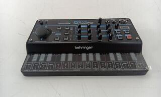 Sintesajzer Behringer Pro-VS Mini Sintesajzer (Skoro novo) - 1