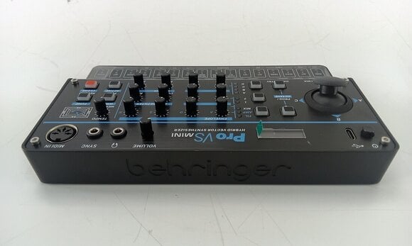 Synthesizer Behringer Pro-VS Mini Synthesizer (Zo goed als nieuw) - 3