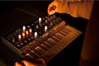 Συνθεσάιζερ Arturia Microfreak Συνθεσάιζερ - 6