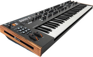 Συνθεσάιζερ Novation Summit Συνθεσάιζερ - 2