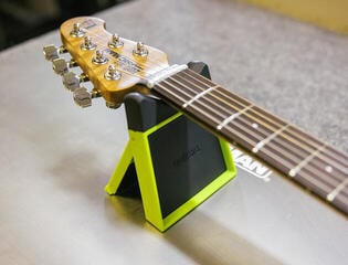 Инструмент за поддръжка на китара Ernie Ball Guitar Neck Rest Инструмент за поддръжка на китара - 7