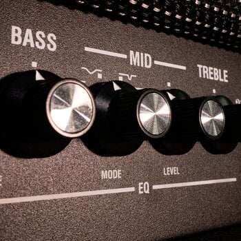 Solid-State Bass Amplifier Laney DBF 200H Solid-State Bass Amplifier - 10