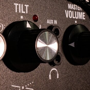 Solid-State Bass Amplifier Laney DBF 200H Solid-State Bass Amplifier - 11